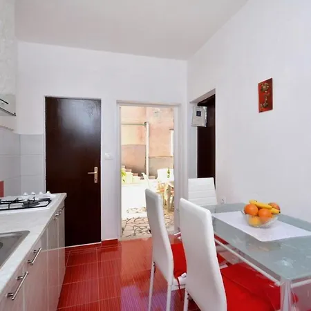 Apartmán One Bedroom 3558-5 Žuljana